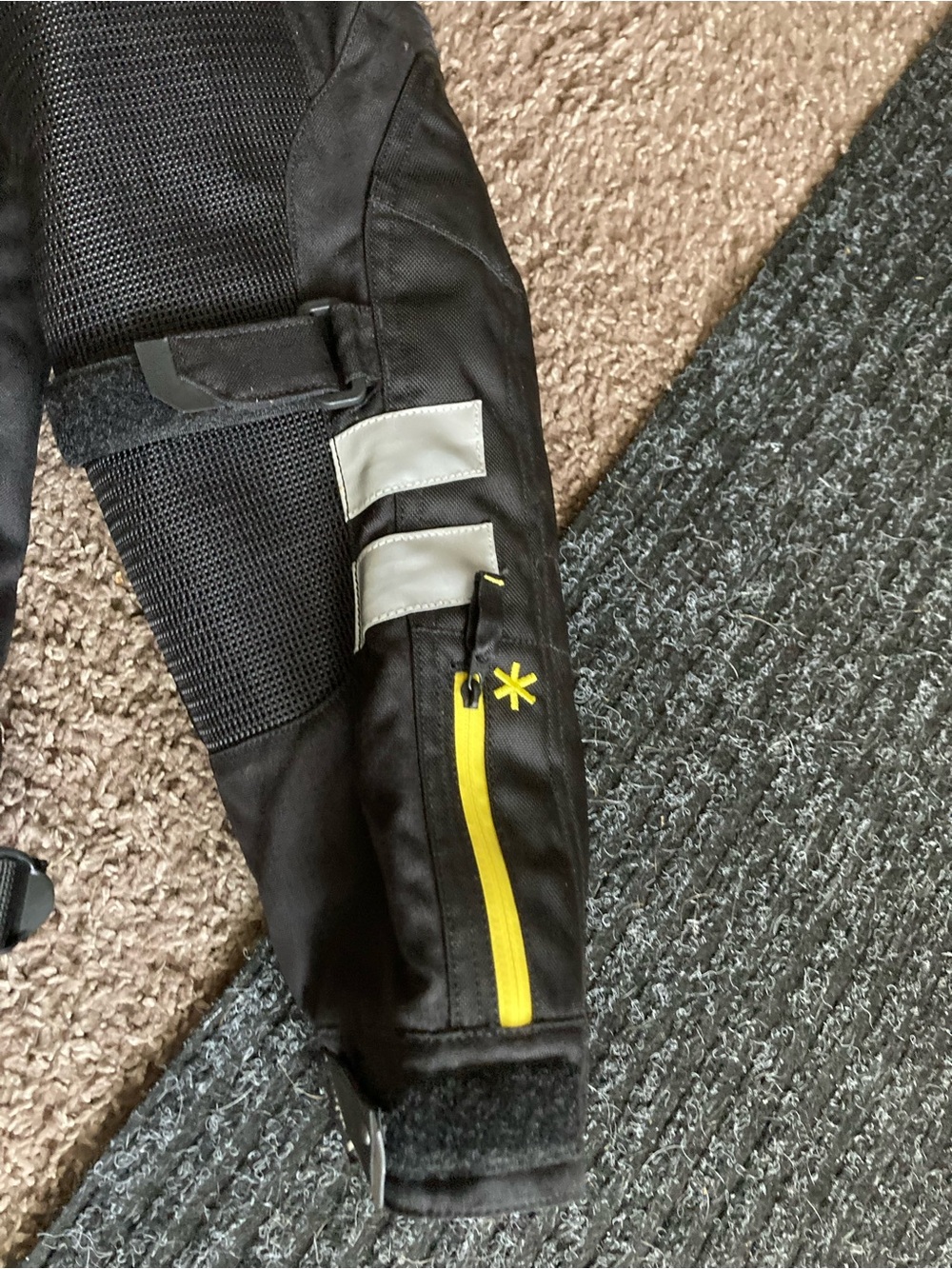 Klim Men's Black Performance Riding Jacket - Picture 4 of 10